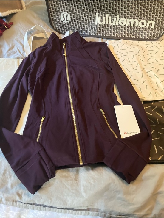 lululemon athletica Jackets & Blazers - NWT Lululemon Define Jacket *Nulu, Sz 6, BLACK PLUM/GOLD